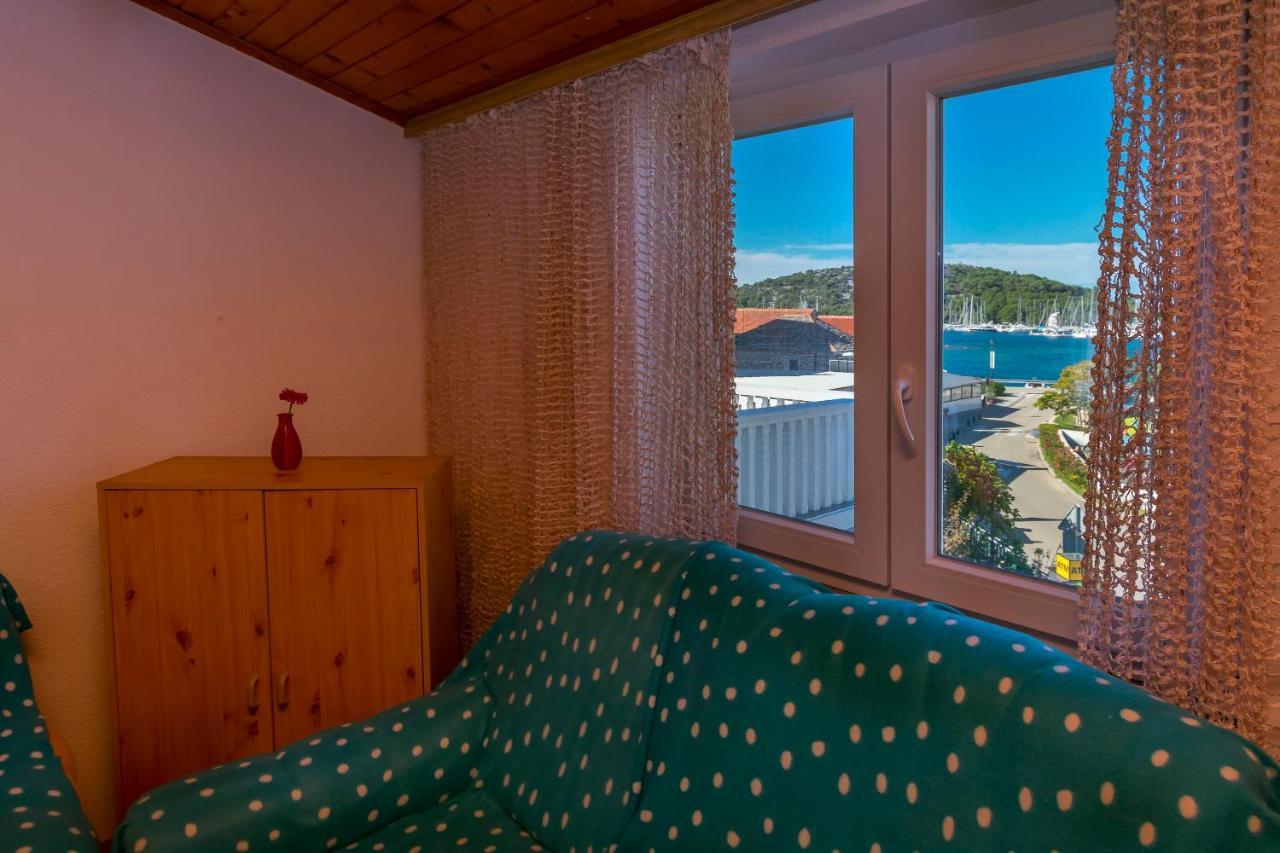 Apartments Olivera Rogoznica  Eksteriør bilde