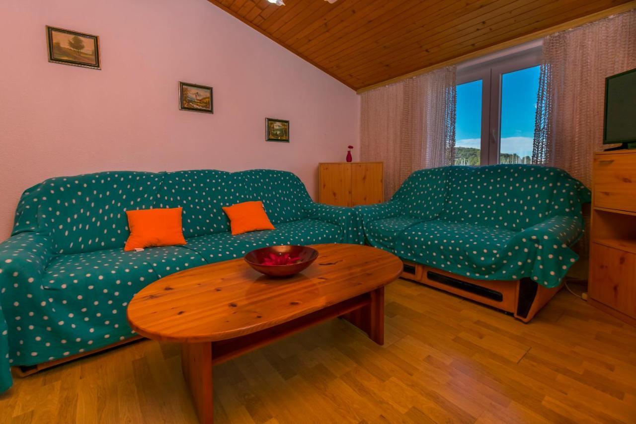 Apartments Olivera Rogoznica  Eksteriør bilde