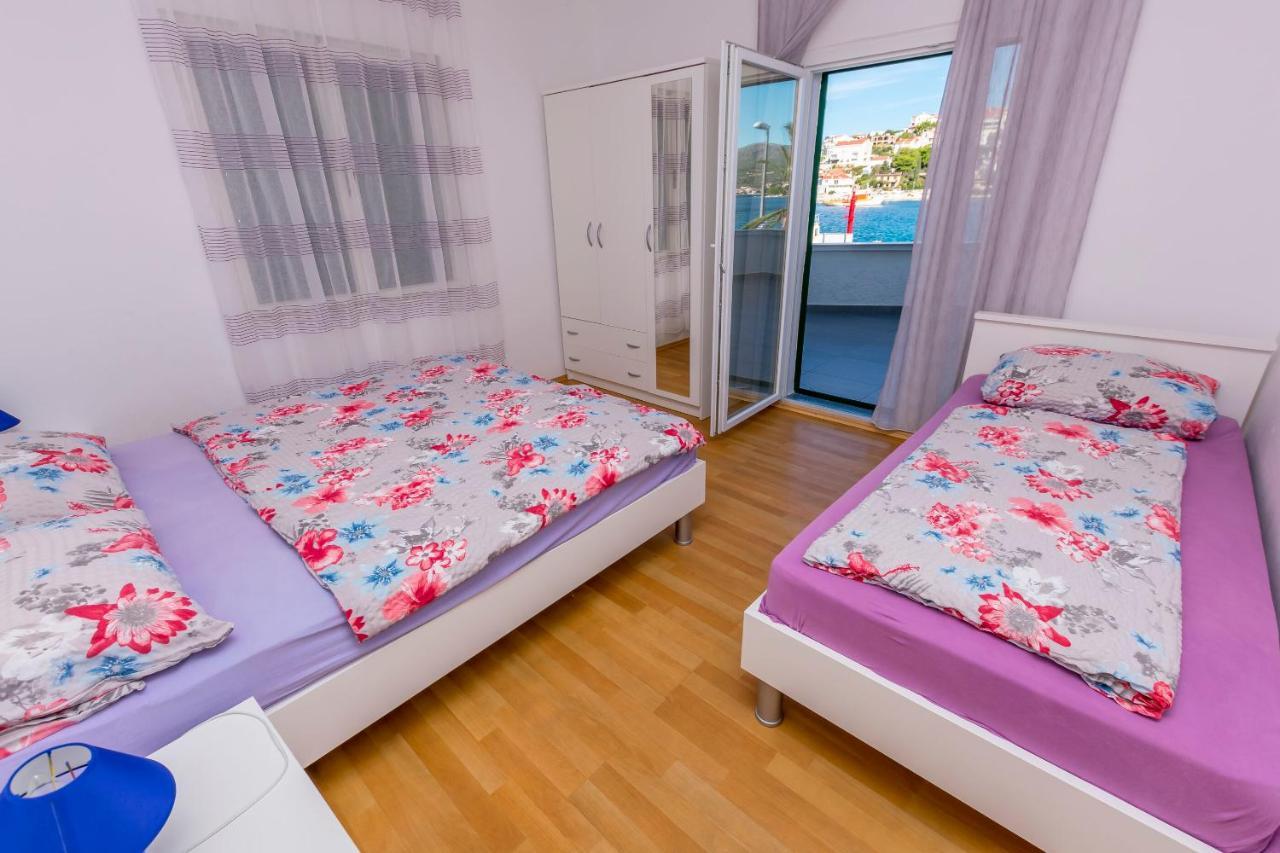 Apartments Olivera Rogoznica  Eksteriør bilde
