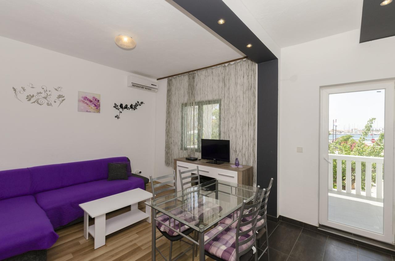 Apartments Olivera Rogoznica  Eksteriør bilde